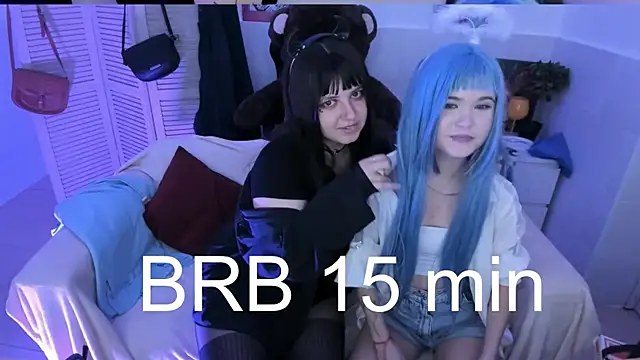 DiaAngell online show from September 28, 2025, 4:18 am