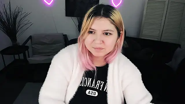 DiaAngell online show from February 22, 2026, 7:23 pm