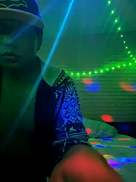 Snapshot of Blade_Ryder666 chatting on October 4, 2025, 4:21 am Blade Ryder666 online show from October 4, 2025, 4:21 am