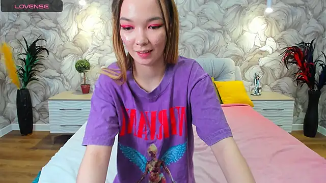 SusannJohnson online show from March 16, 2025, 6:09 am