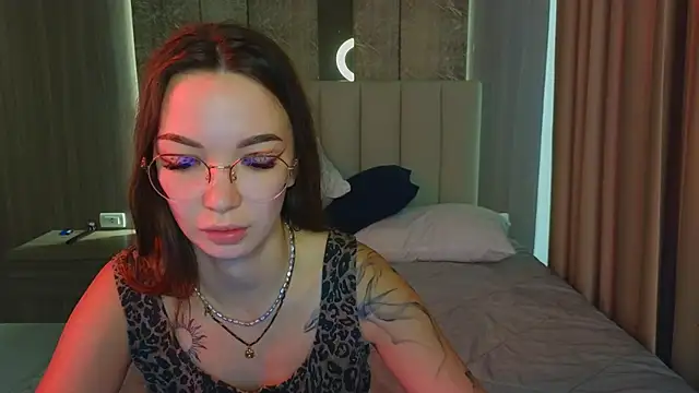 SusannJohnson online show from March 11, 2026, 12:38 am