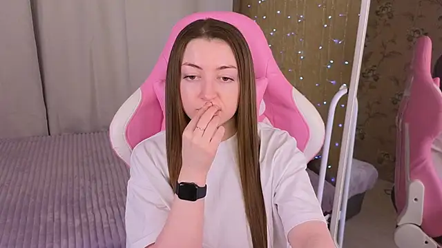 Ann moon   online show from January 23, 2025, 3:01 pm