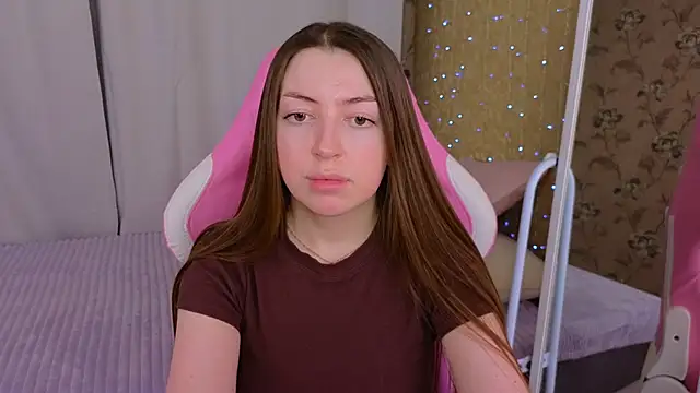 Ann moon   online show from February 2, 2025, 6:20 pm