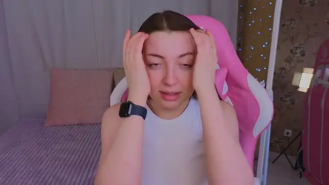 Ann moon   online show from March 6, 2025, 1:35 pm