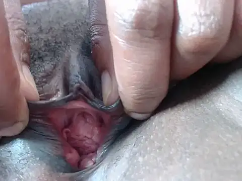 BUBBLYBUNNYxx online show from October 20, 2025, 6:25 am