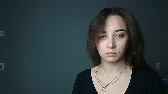 Eva Gloryy online show from October 24, 2025, 5:09 pm