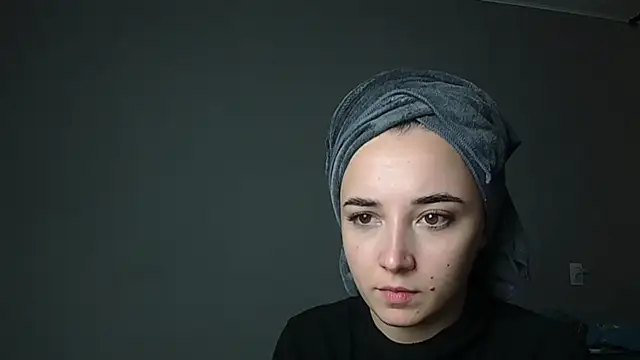 Eva Gloryy online show from November 28, 2025, 12:08 pm