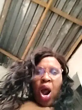 bubblendz1988 online show from March 13, 2025, 6:12 pm