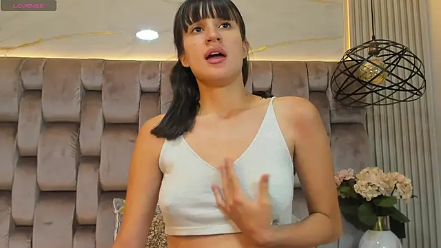 Snapshot of ValerieJones_1 chatting on January 24, 2025, 4:49 pm ValerieJones 1 online show from January 24, 2025, 4:49 pm