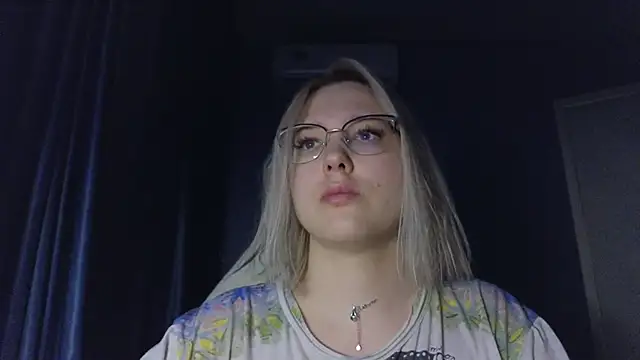 Snapshot of HotBrandyX chatting on November 9, 2025, 12:36 pm HotBrandyX online show from November 9, 2025, 12:36 pm