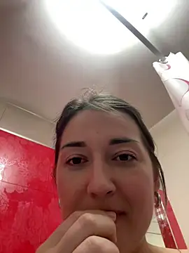 Snapshot of sweetflowers69 chatting on March 22, 2025, 3:20 am sweetflowers69 online show from March 22, 2025, 3:20 am