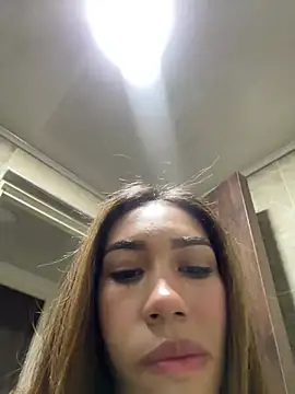 zoe storm online show from February 13, 2025, 11:04 pm