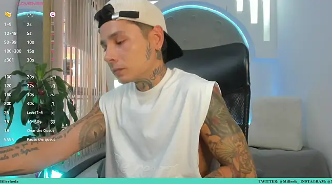 Snapshot of tattokoi chatting on March 2, 2025, 10:05 pm tattokoi online show from March 2, 2025, 10:05 pm