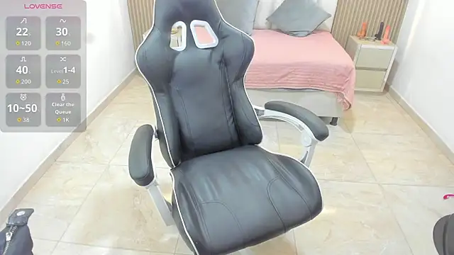 Zulema hamdi online show from March 30, 2026, 12:06 pm