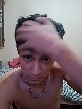 EstebanAkyLu online show from February 4, 2025, 4:15 am