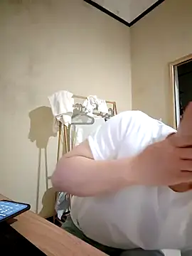 Snapshot of goodboyfcy chatting on February 12, 2025, 1:37 pm goodboyfcy online show from February 12, 2025, 1:37 pm