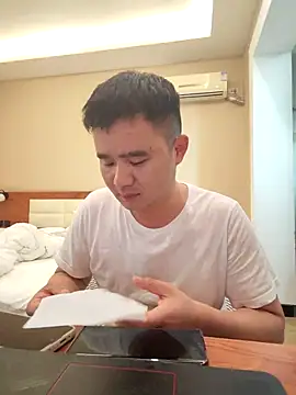 Snapshot of goodboyfcy chatting on March 7, 2025, 10:45 am goodboyfcy online show from March 7, 2025, 10:45 am