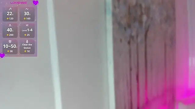 DannaJhonson1 online show from April 11, 2026, 7:29 pm