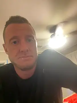 biggzee6 online show from March 30, 2026, 11:50 pm