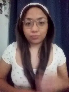 criscrispdv online show from April 21, 2026, 1:42 am