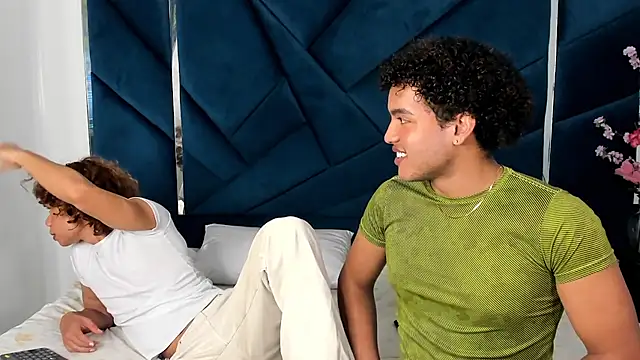 Snapshot of DanteAndKyle chatting on January 27, 2025, 12:48 pm DanteAndKyle online show from January 27, 2025, 12:48 pm