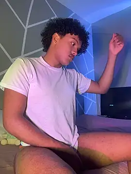 Snapshot of DanteAndKyle chatting on February 2, 2026, 10:41 pm DanteAndKyle online show from February 2, 2026, 10:41 pm