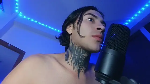 jord4nn   online show from January 25, 2025, 7:28 am