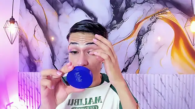 JackeOwens online show from November 15, 2025, 12:41 am