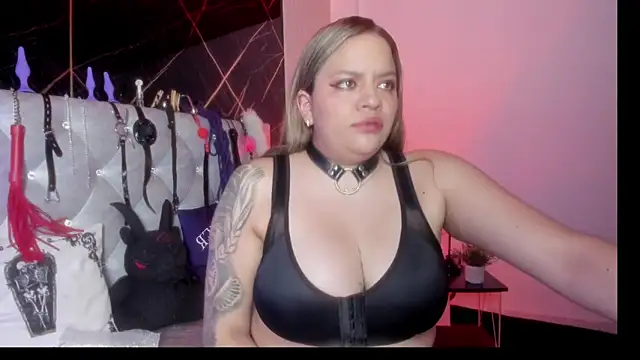 victoria  floyd online show from September 20, 2025, 6:53 pm