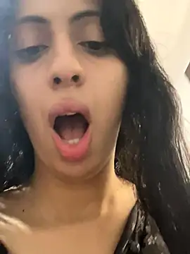 Snapshot of majdolin78 chatting on October 11, 2025, 10:47 am majdolin78 online show from October 11, 2025, 10:47 am