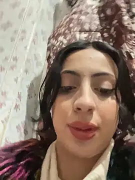 majdolin78 online show from December 4, 2025, 10:57 am