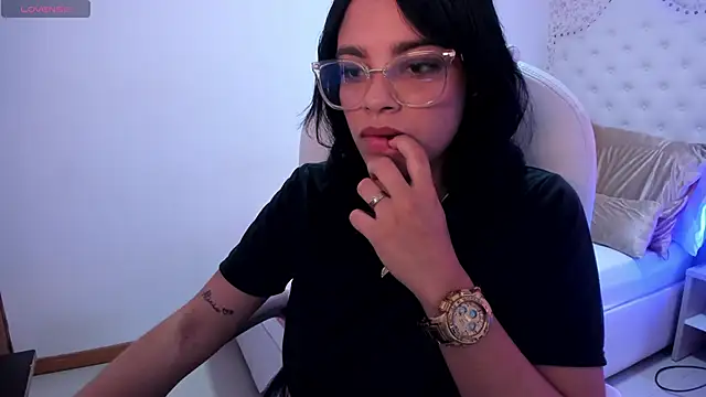 Snapshot of luciana_stolem chatting on January 29, 2025, 3:58 pm luciana stolem online show from January 29, 2025, 3:58 pm