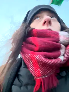 Ciara2004 online show from November 25, 2025, 3:23 pm