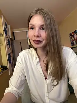 ReginaSparkle online show from February 26, 2025, 1:11 am