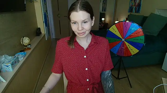 ReginaSparkle online show from May 4, 2026, 8:32 am