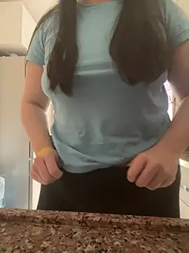 Snapshot of haskadin chatting on March 7, 2026, 2:36 pm haskadin online show from March 7, 2026, 2:36 pm