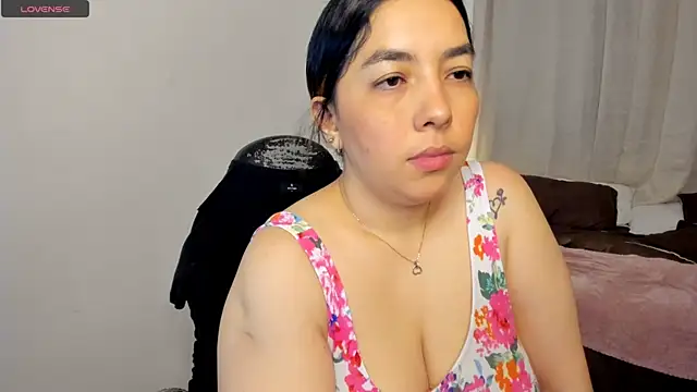 brithany olson25 online show from November 9, 2025, 2:54 am