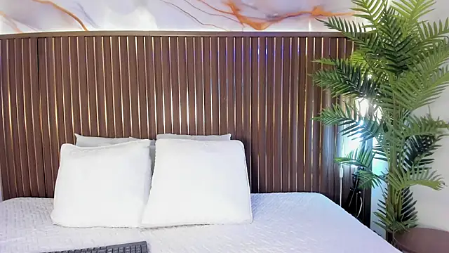 elevensky online show from March 31, 2026, 8:20 pm