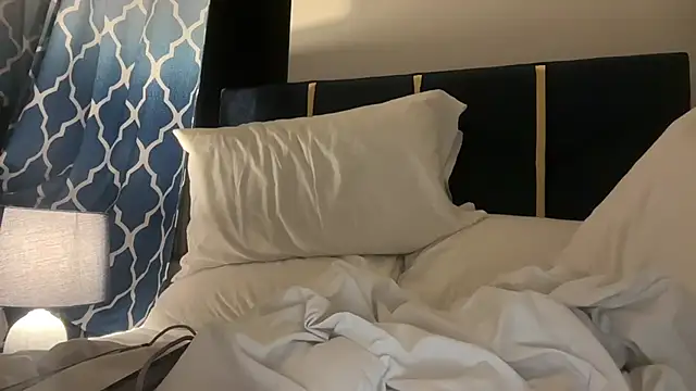 AngelFaye online show from February 3, 2025, 10:32 pm