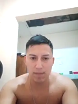 LuisMex1998 online show from October 29, 2025, 8:05 am