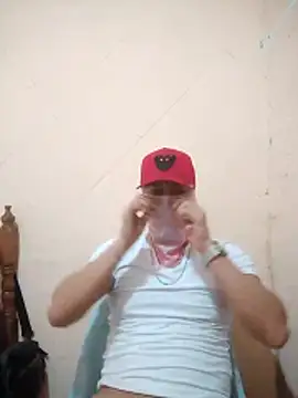 LuisMex1998 online show from November 4, 2025, 7:18 am