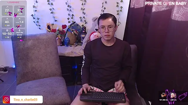 Tina 4 Charlie online show from December 3, 2025, 12:14 pm