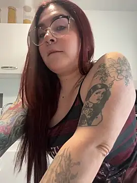 Cherrycherrymiss online show from March 11, 2025, 2:18 pm
