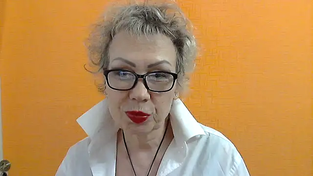 NessyJenixs online show from March 16, 2025, 7:06 pm