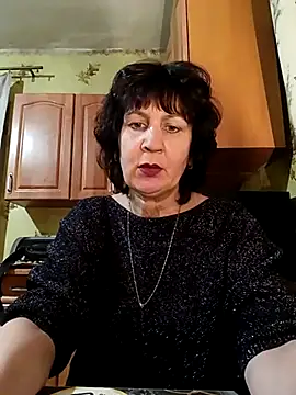 Laura Kiss online show from March 8, 2025, 4:50 pm