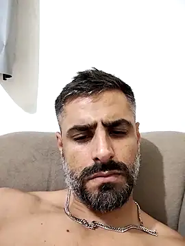 Caralegalll online show from April 19, 2026, 4:12 am