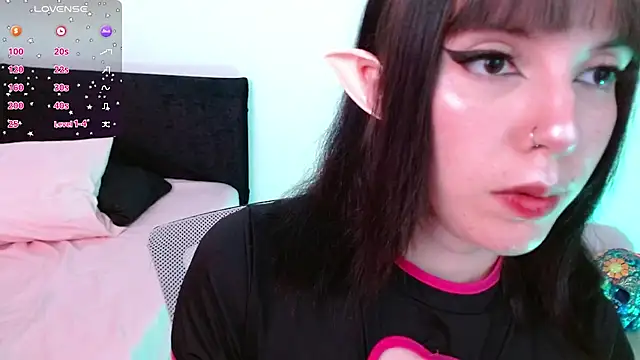 Diana P23 online show from January 25, 2025, 11:00 pm