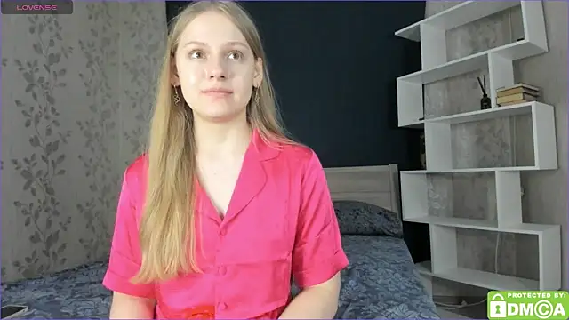 Snapshot of onelovelyalice chatting on January 23, 2025, 9:07 pm onelovelyalice online show from January 23, 2025, 9:07 pm