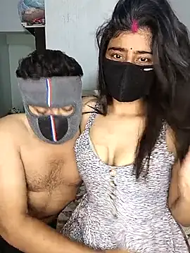 Love-N online show from October 7, 2025, 7:11 pm