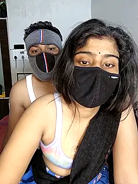 Love-N online show from November 30, 2025, 9:19 pm